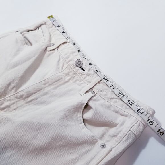 AMO Jeans Bella Vintage White Frayed Hem High Rise Denim - Picture 5 of 14